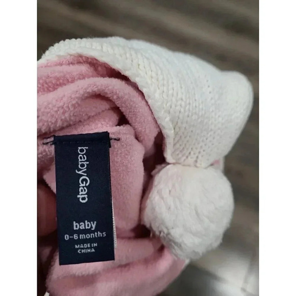 Baby gap bunny hat‎ and mittens size 0-6 months #3 - Picture 3 of 3